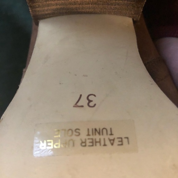 Rustic Brown Leather Boots - Picture 5 of 5